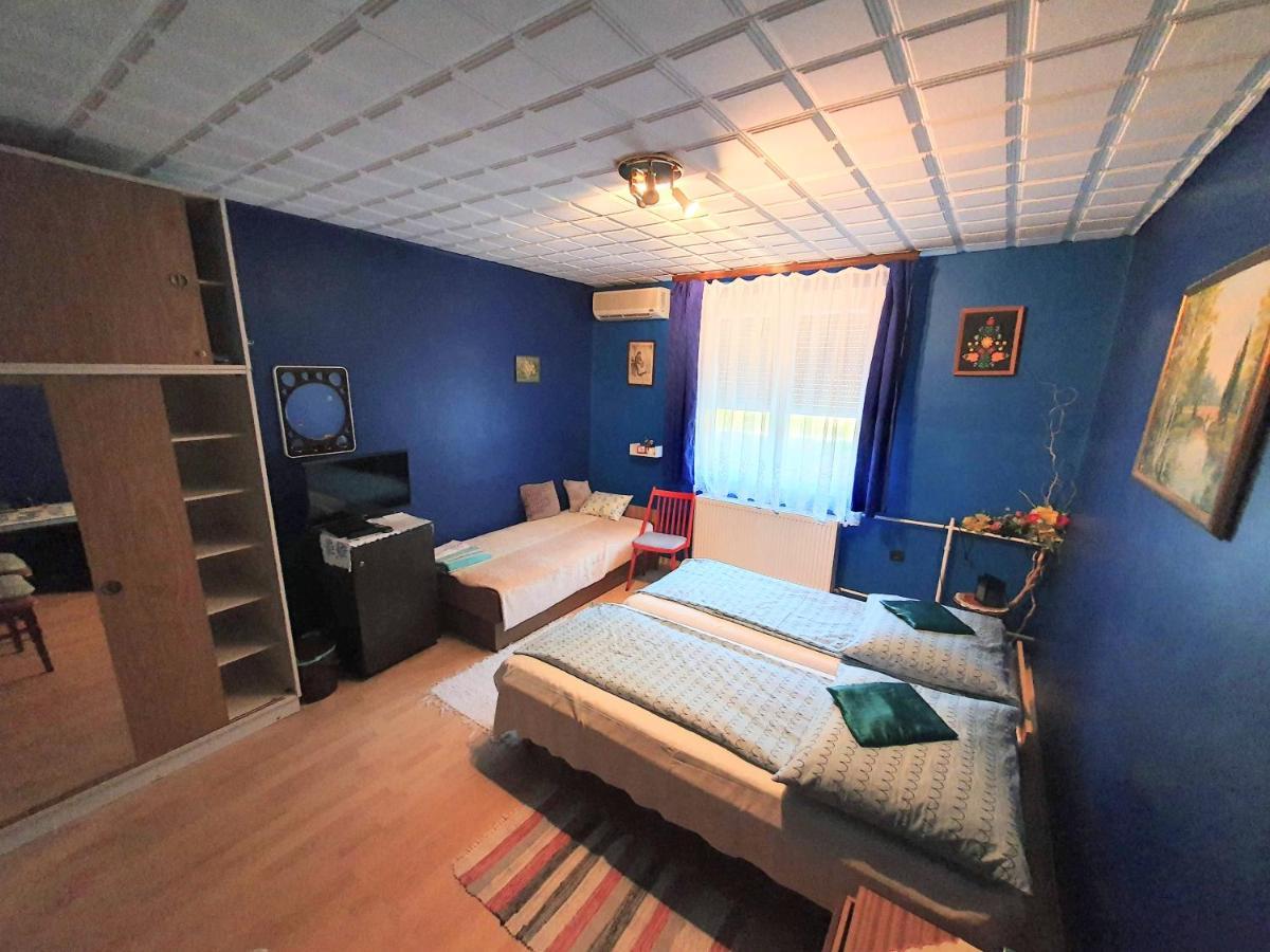 Pereszlényi Vendégház Visegrád Esterno foto